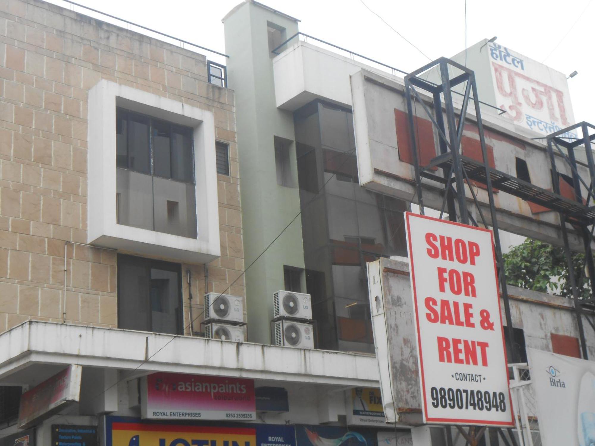 Hotel Pooja International Nashik Exteriör bild