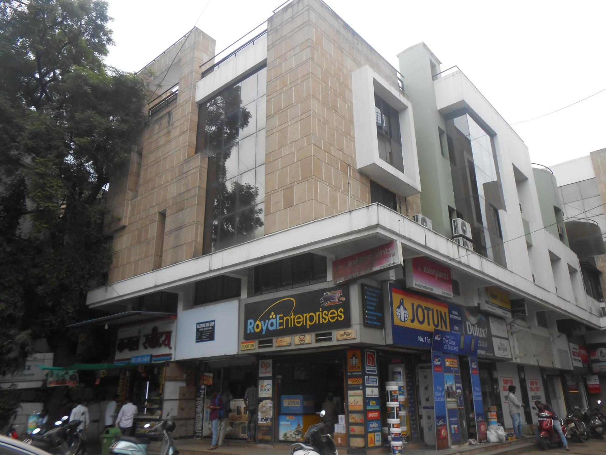Hotel Pooja International Nashik Exteriör bild